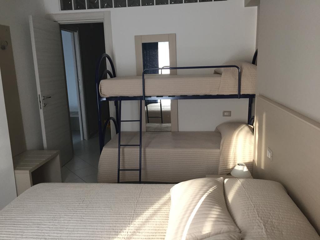 Appartamento 403 Messina Phòng bức ảnh