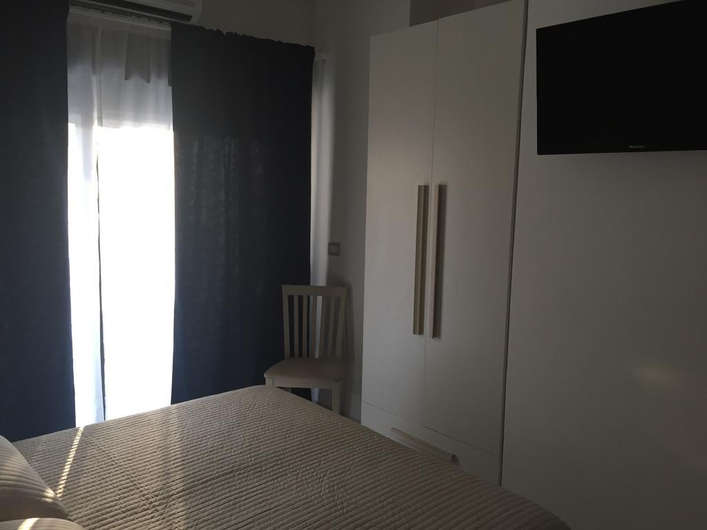 Appartamento 403 Messina Phòng bức ảnh